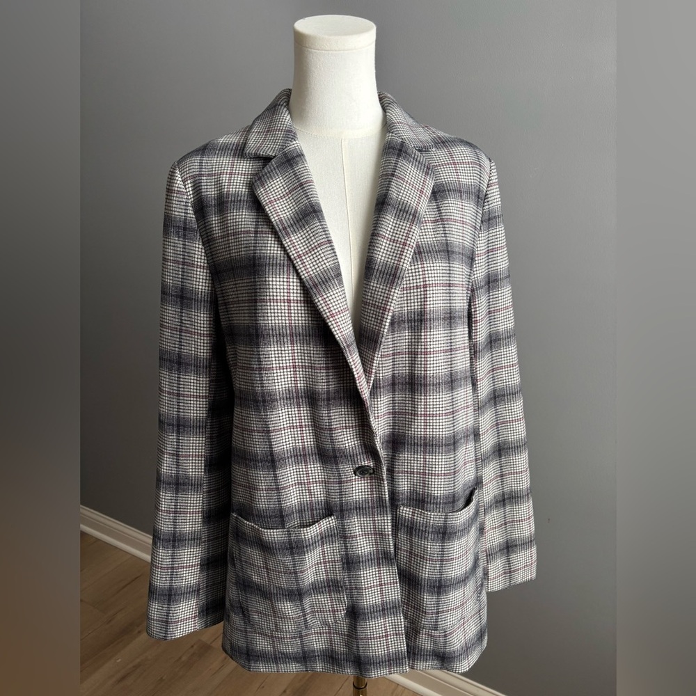 American Eagle Oversized Plaid Blazer